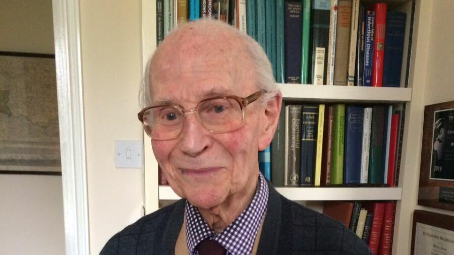 In Memoriam LSTM Dean Professor Wallace Peters (1924 2018) LSTM